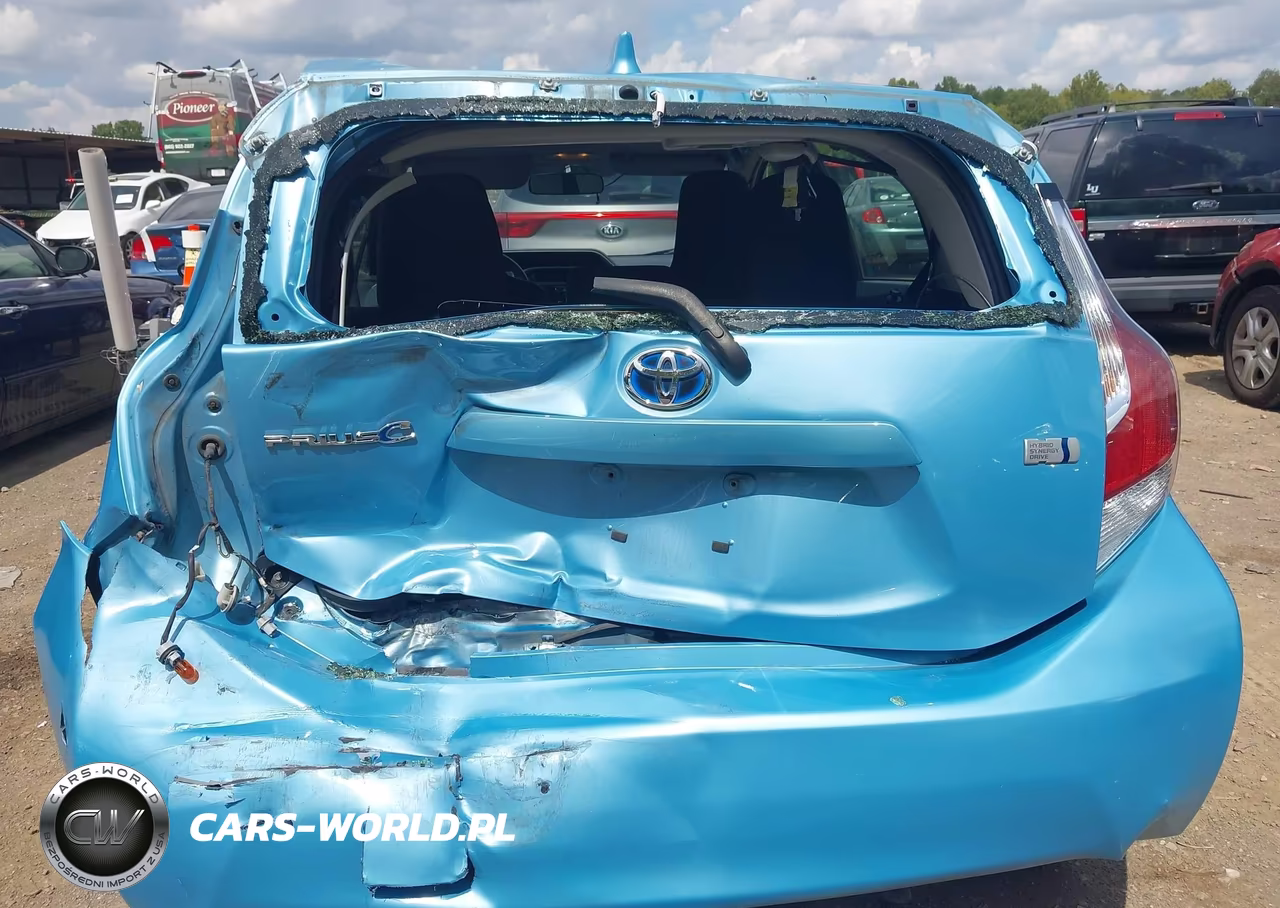 2016 Toyota Prius C One VIN:JTDKDTB39G1122382 - 16