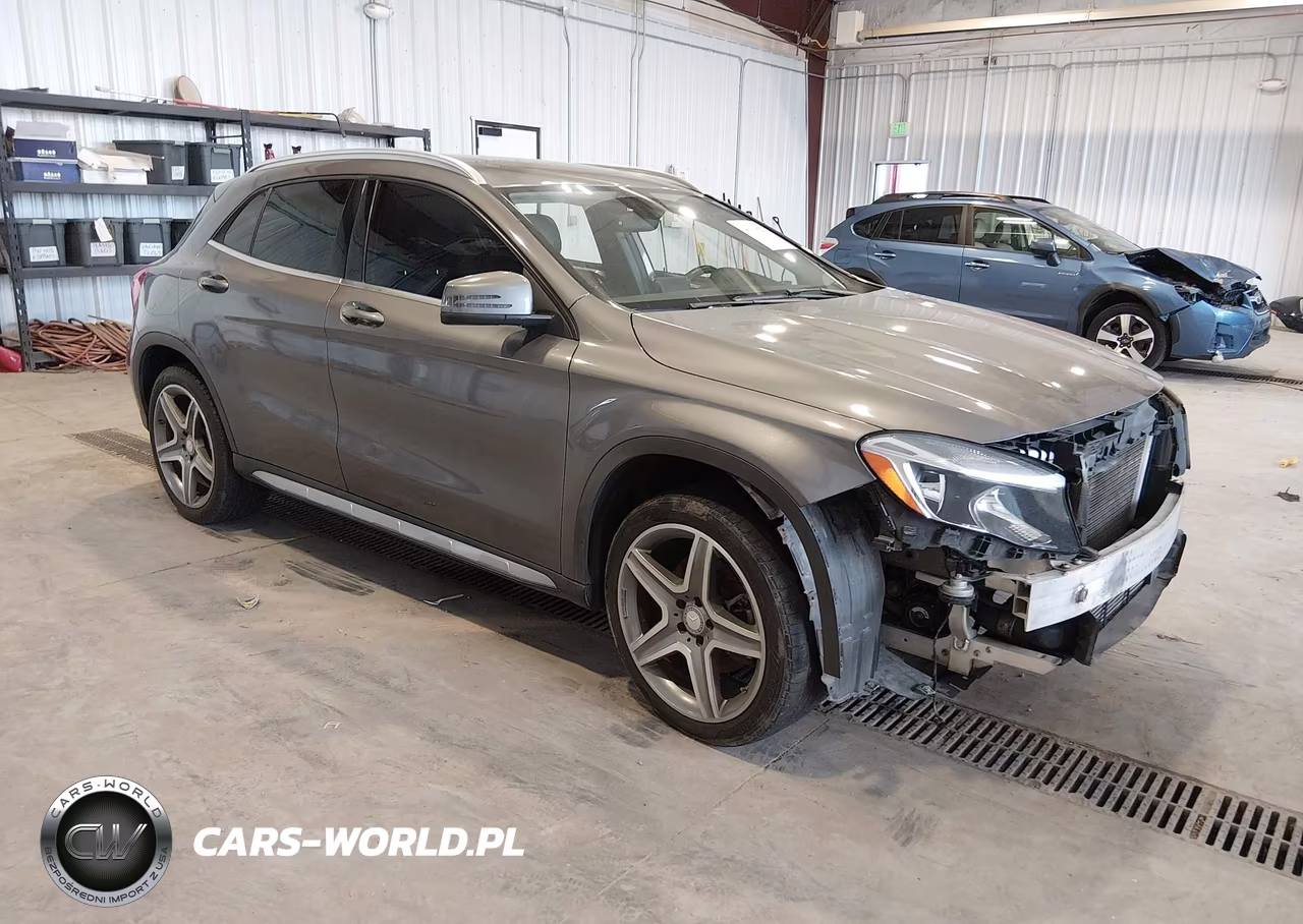 2015 Mercedes-Benz Gla 250 4Matic – zdjęcie 1 z 17
