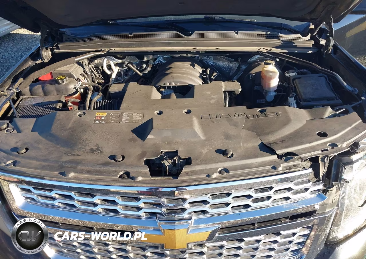 2015 Chevrolet Tahoe Lt VIN:1GNSKBKC2FR601024 - 10