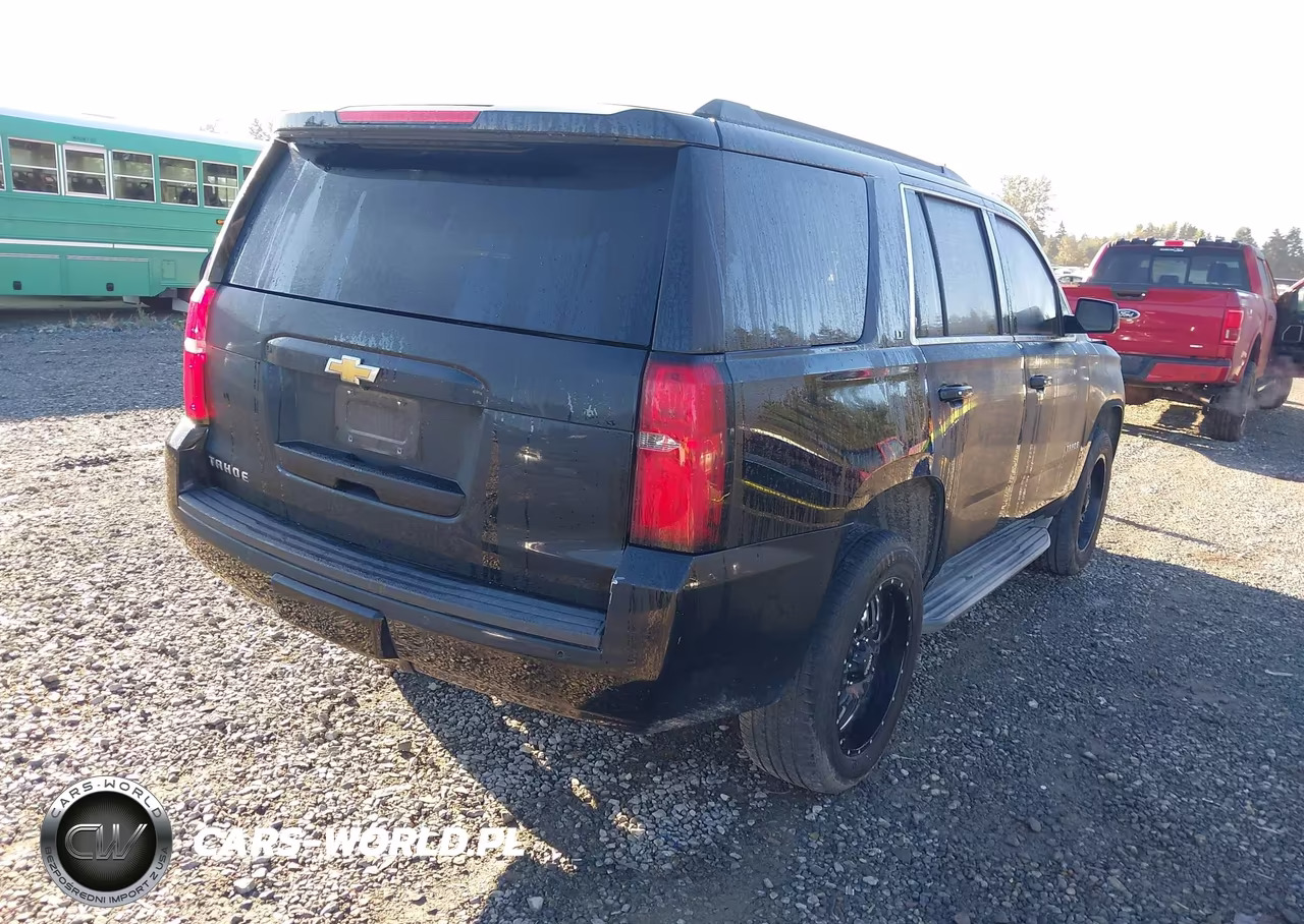 2015 Chevrolet Tahoe Lt VIN:1GNSKBKC2FR601024 - 4