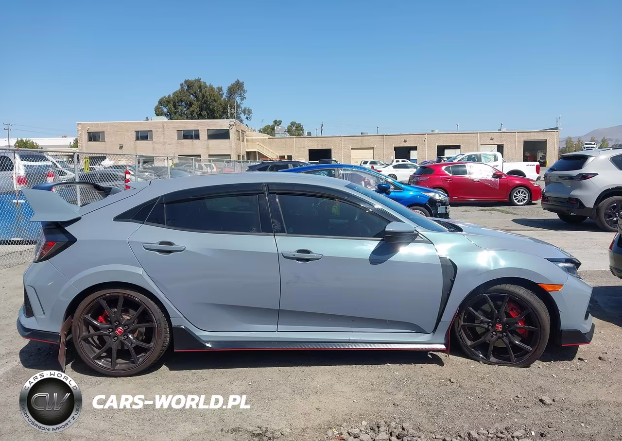 2019 Honda Civic Type R Touring VIN:SHHFK8G72KU204789 - 13