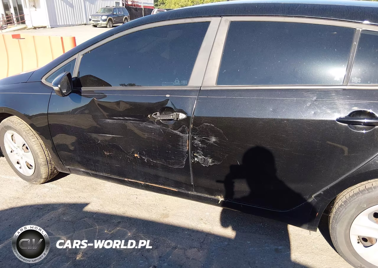 2017 Kia Forte Lx VIN:KNAFK5A87H5704357 - 6