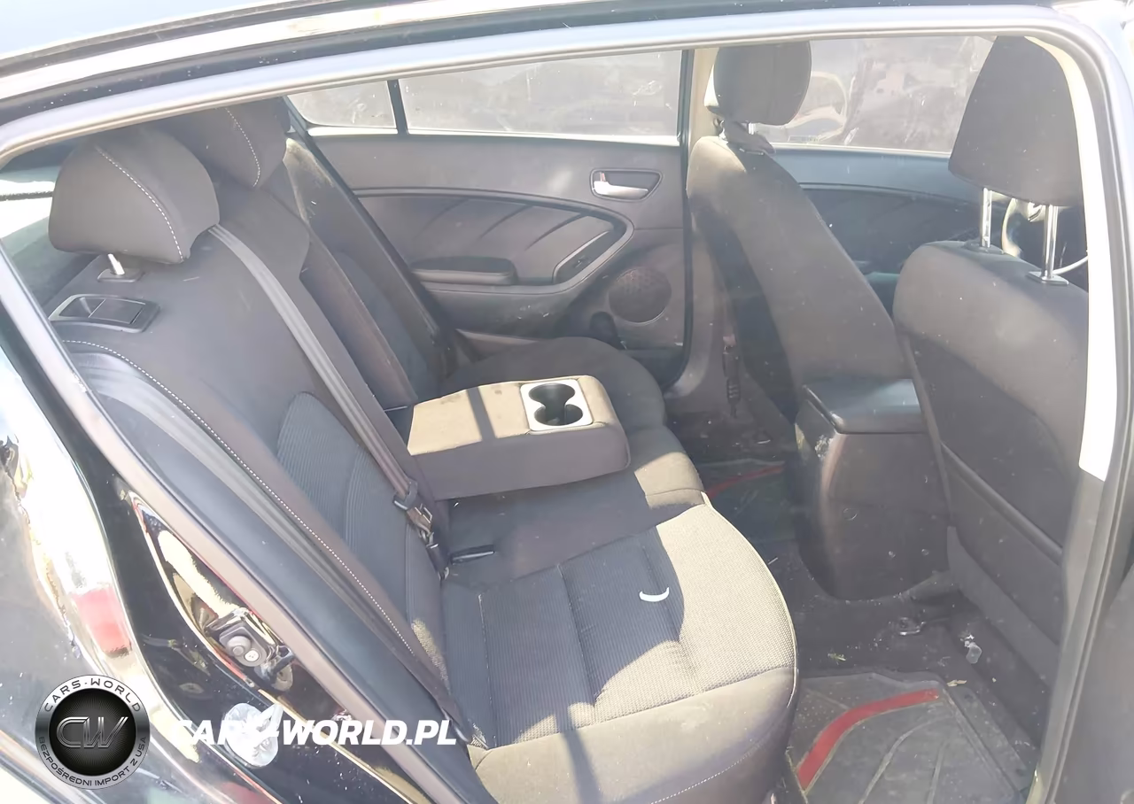 2017 Kia Forte Lx VIN:KNAFK5A87H5704357 - 8