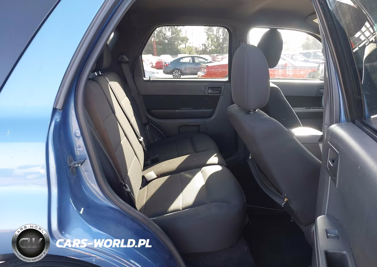 2010 Ford Escape Xlt VIN:1FMCU0DG5AKA08105 - 8