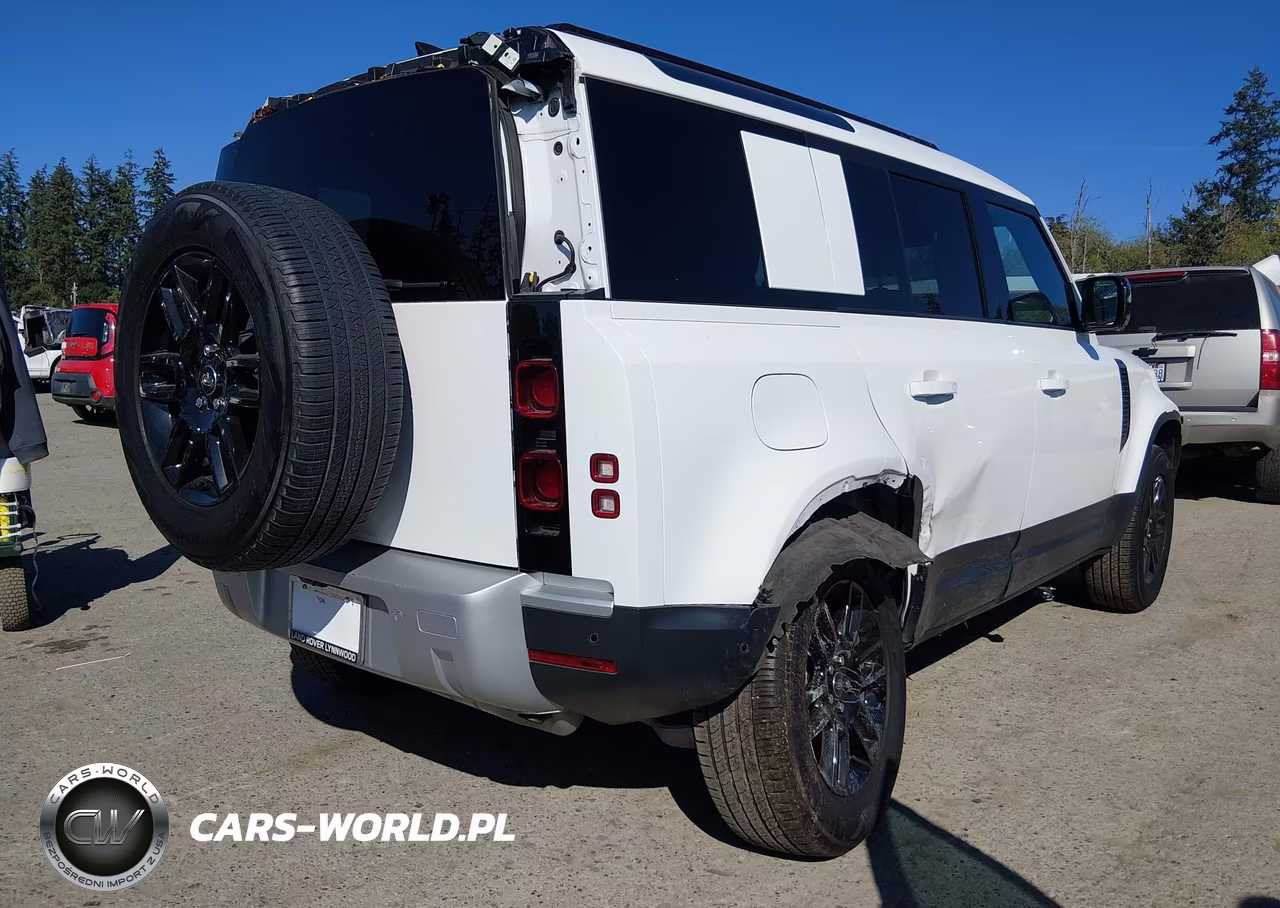 2025 Land Rover Defender 110 P300 VIN:SALEJ7EX2S2399270 - 4