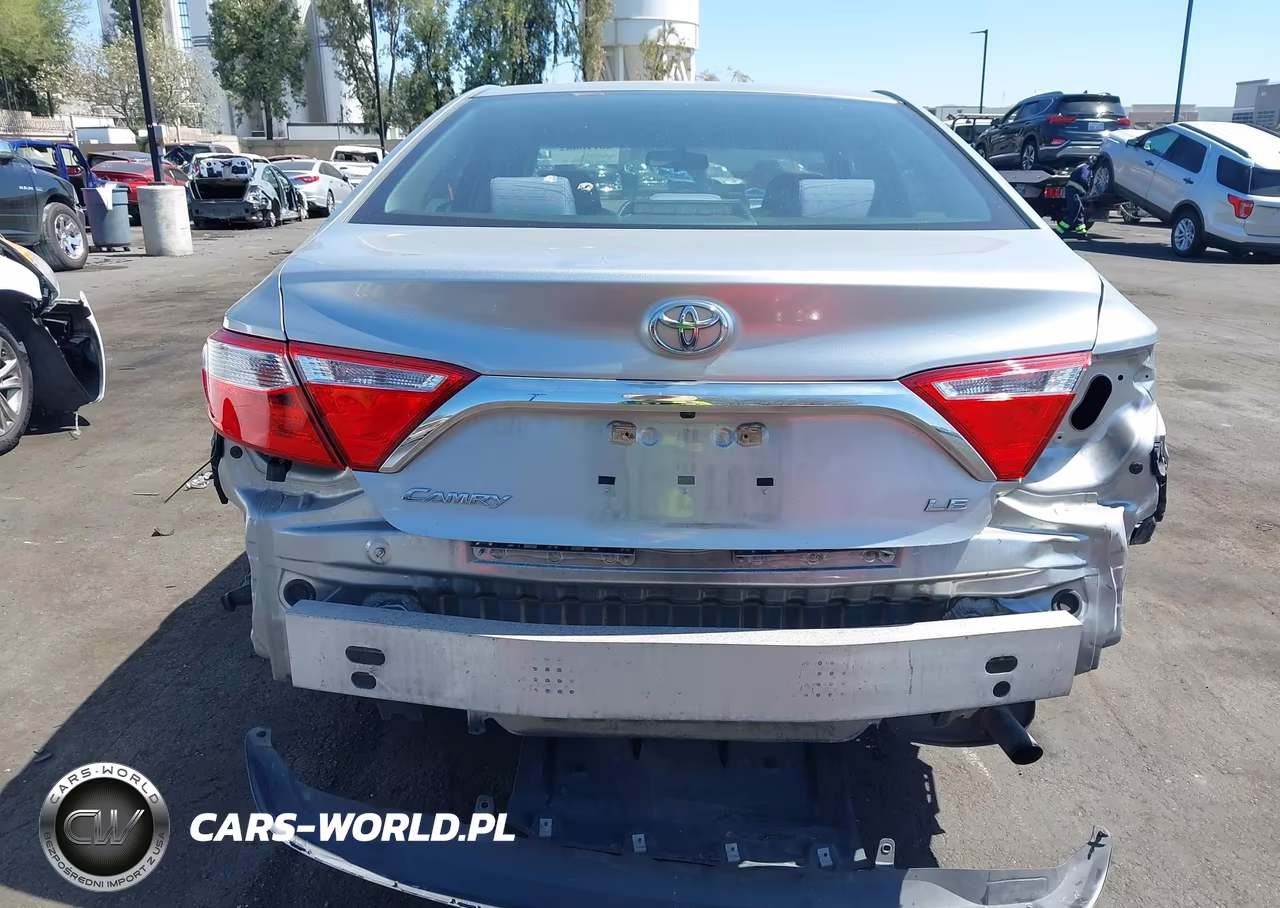2017 Toyota Camry Le VIN:4T1BF1FK9HU285965 - 17