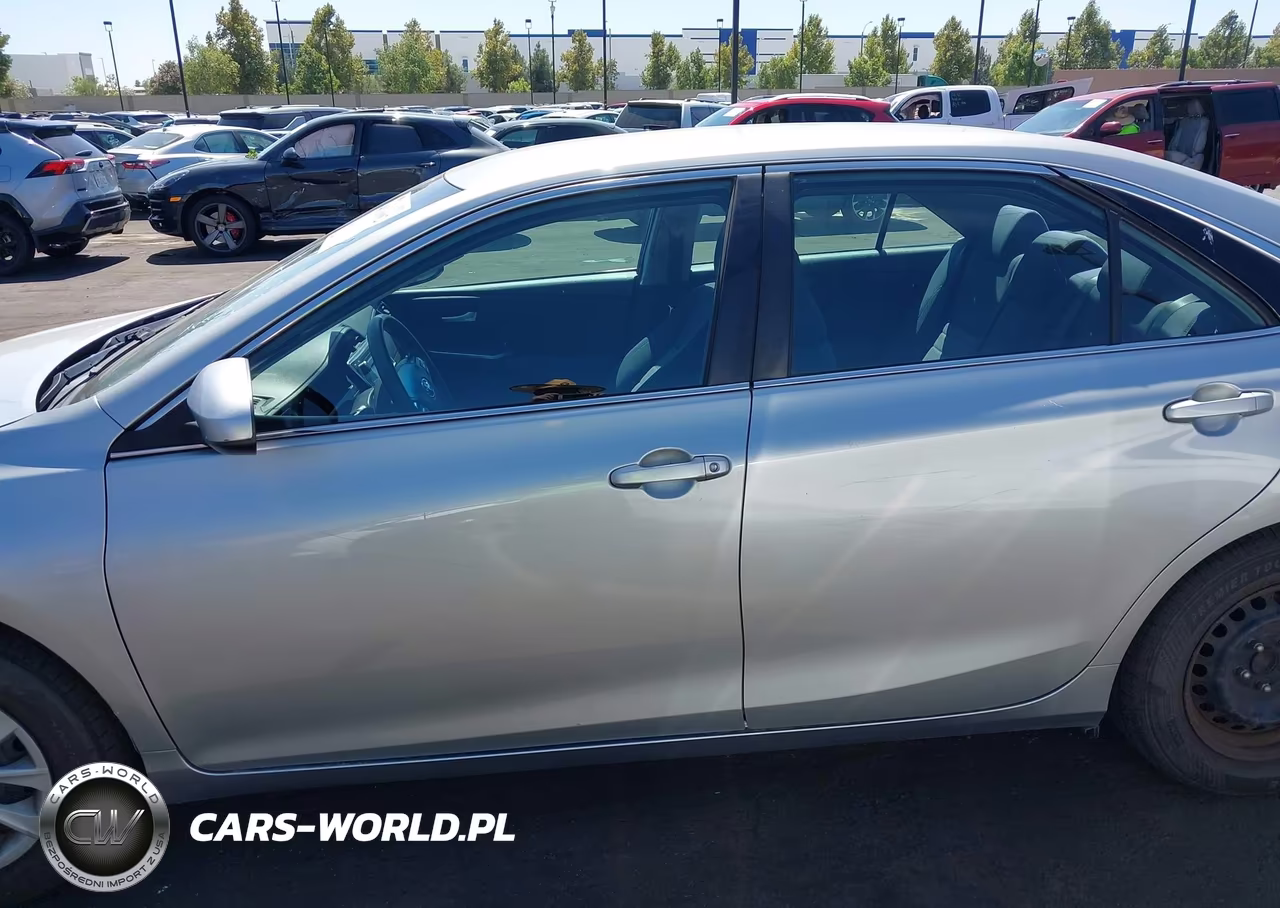 2017 Toyota Camry Le VIN:4T1BF1FK9HU285965 - 20