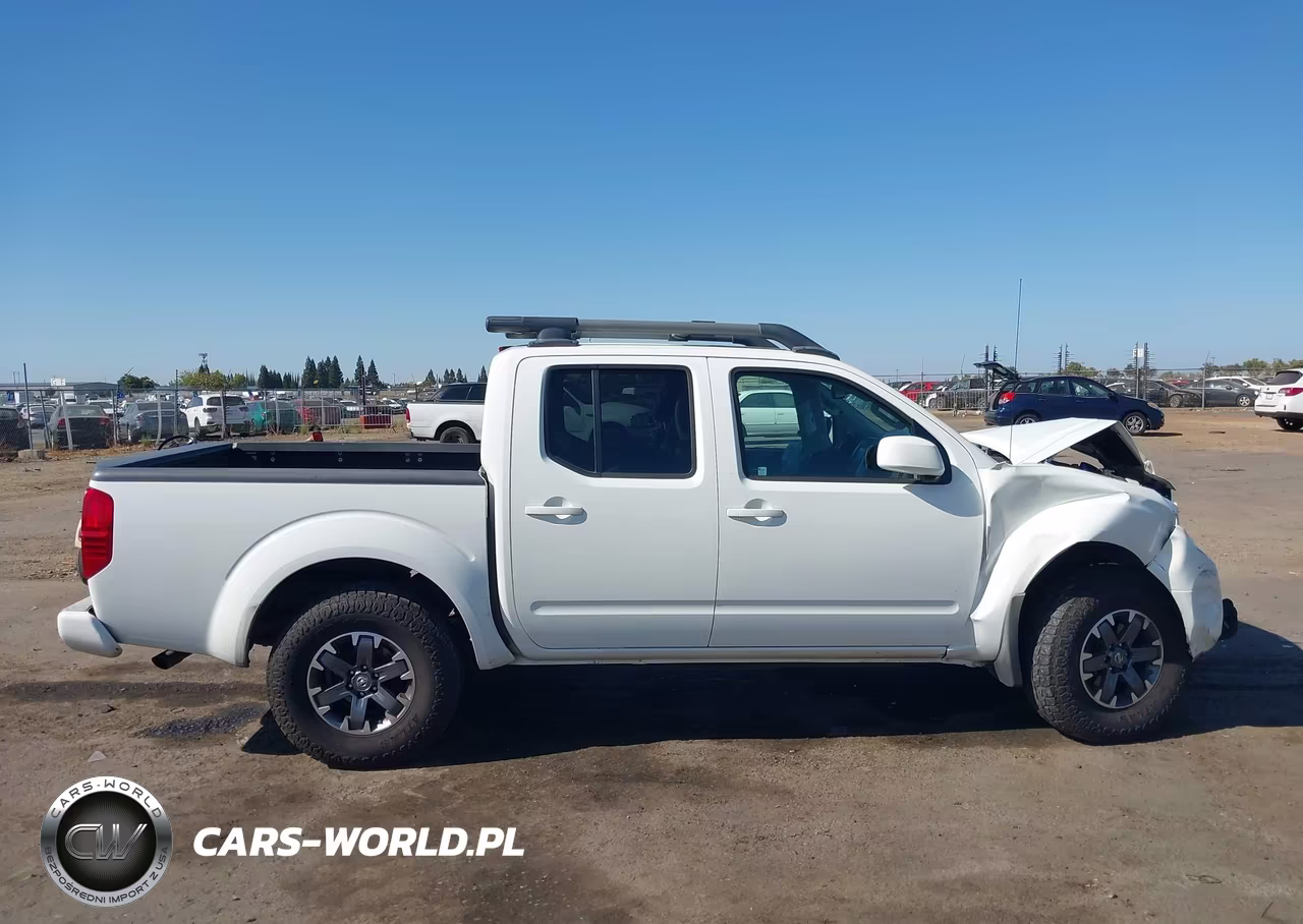 2015 Nissan Frontier Pro-4X VIN:1N6AD0EV2FN706019 - 13