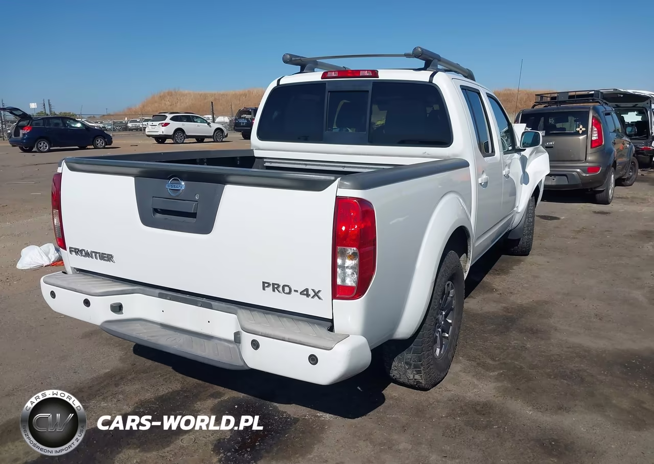 2015 Nissan Frontier Pro-4X VIN:1N6AD0EV2FN706019 - 4