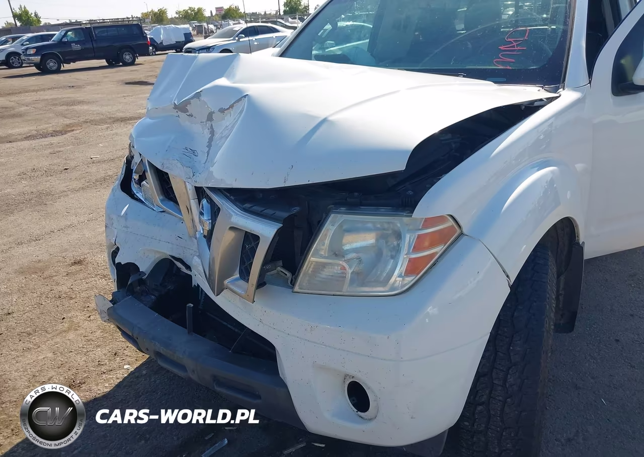 2015 Nissan Frontier Pro-4X VIN:1N6AD0EV2FN706019 - 6