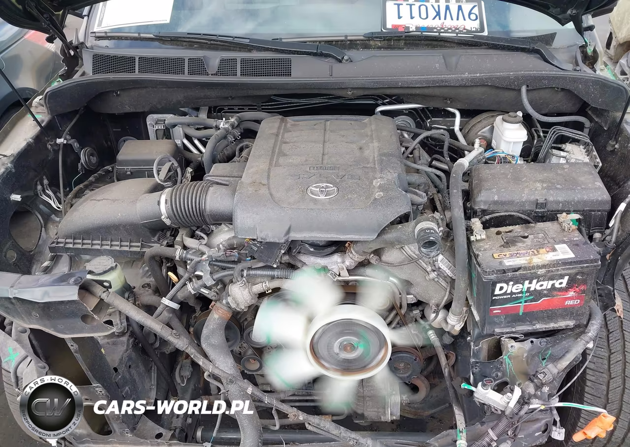 2020 Toyota Sequoia Limited VIN:5TDJY5G15LS180702 - 10