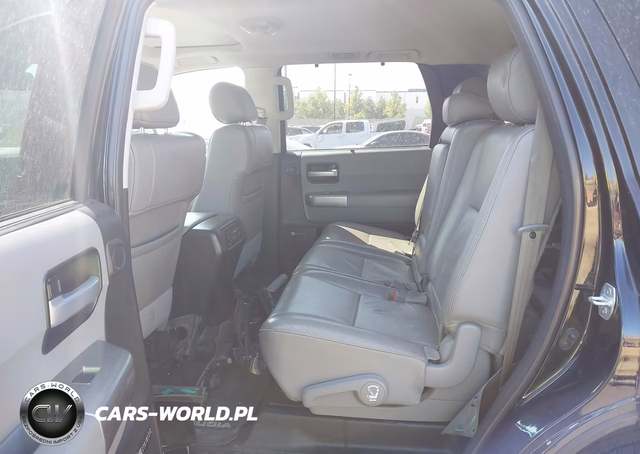 2020 Toyota Sequoia Limited VIN:5TDJY5G15LS180702 - 8