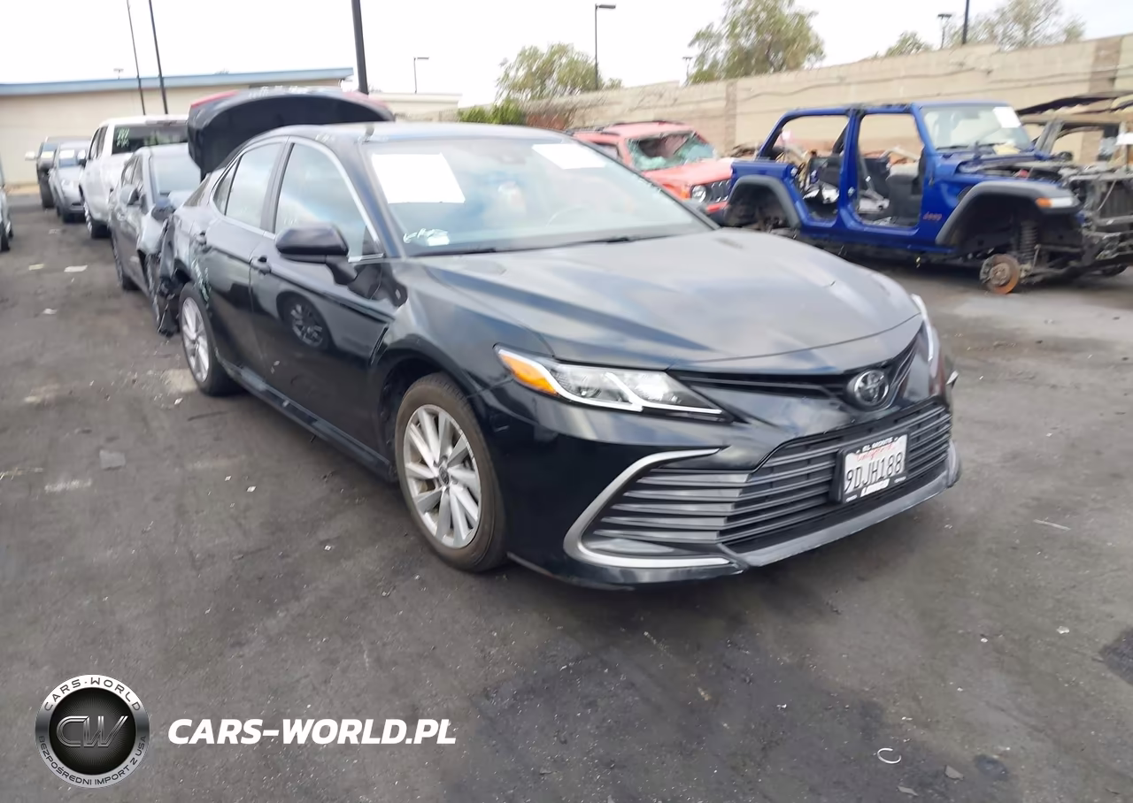 2023 Toyota Camry Le