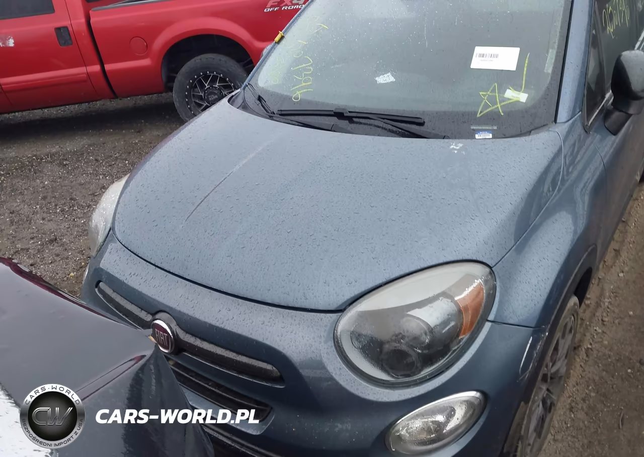 2018 Fiat 500X Urbana Edition VIN:ZFBCFXCB7JP706363 - 11