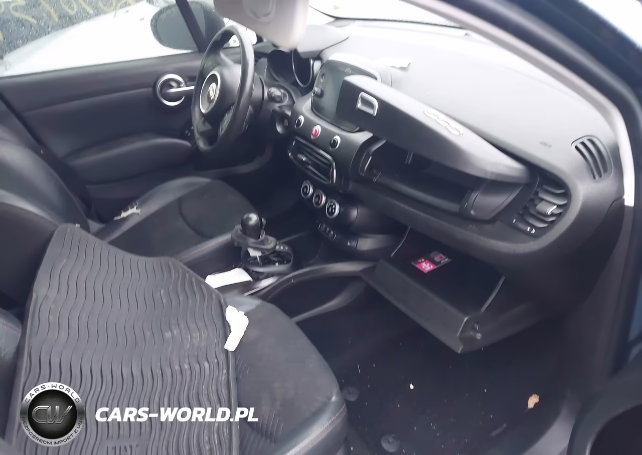 2018 Fiat 500X Urbana Edition VIN:ZFBCFXCB7JP706363 - 5