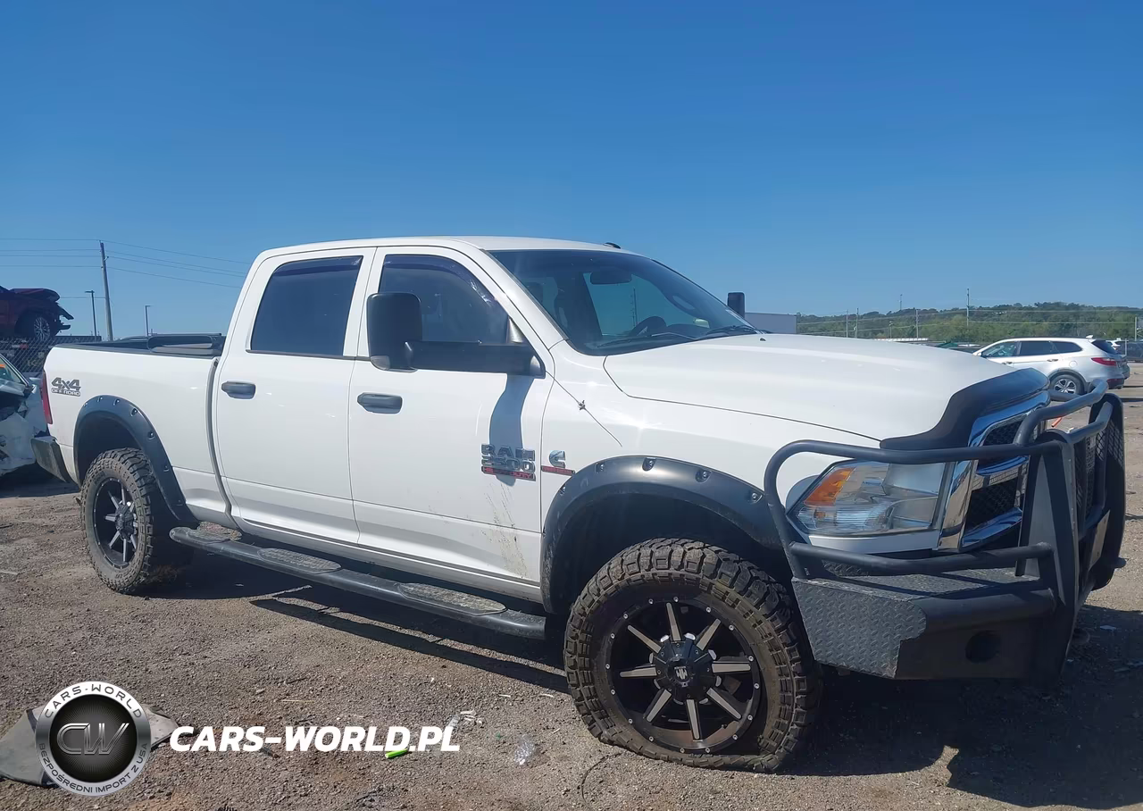 2017 Ram 2500 Tradesman 4X4 6'4 Box VIN:3C6UR5CL4HG662981 - 13