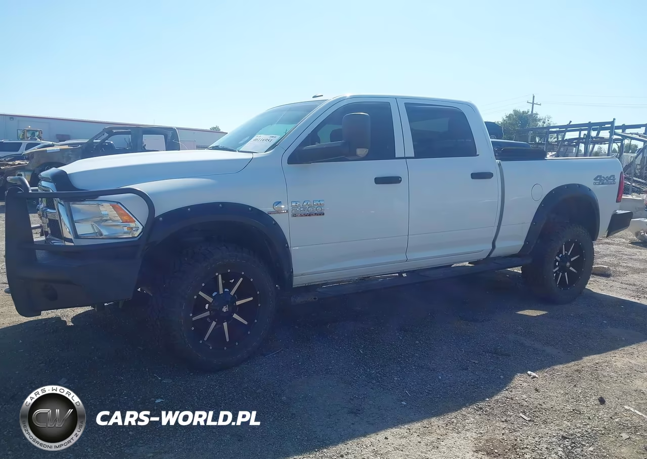 2017 Ram 2500 Tradesman 4X4 6'4 Box VIN:3C6UR5CL4HG662981 - 14