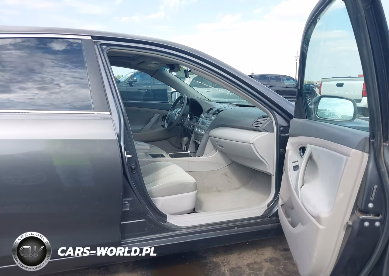 2009 Toyota Camry Le VIN:4T4BE46K99R073532 - 5