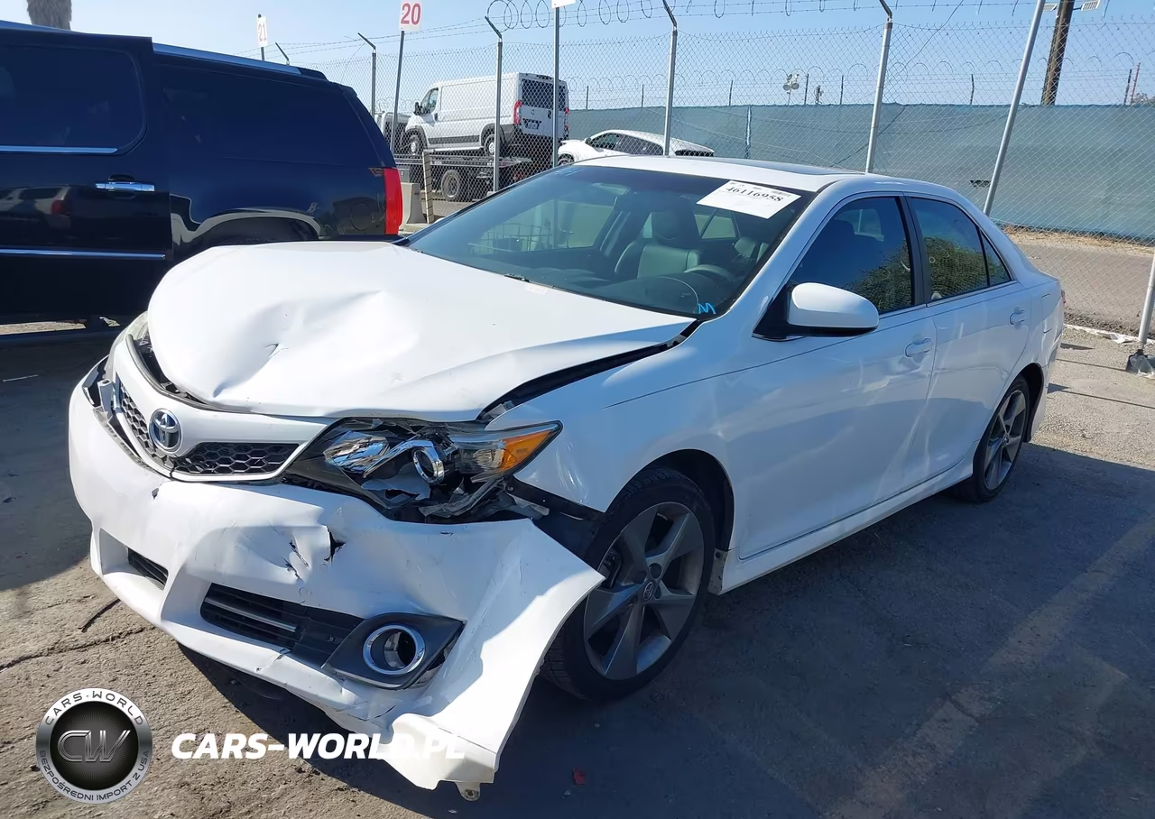2014 Toyota Camry Se Sport VIN:4T1BF1FK9EU334058 - 2
