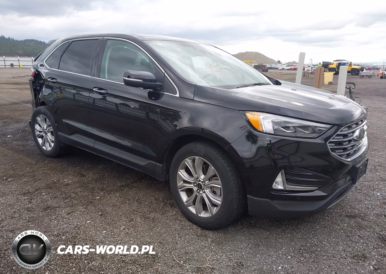 2023 Ford Edge Titanium