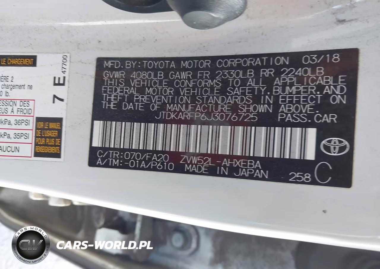 2018 Toyota Prius Prime Plus VIN:JTDKARFP6J3076725 - 9