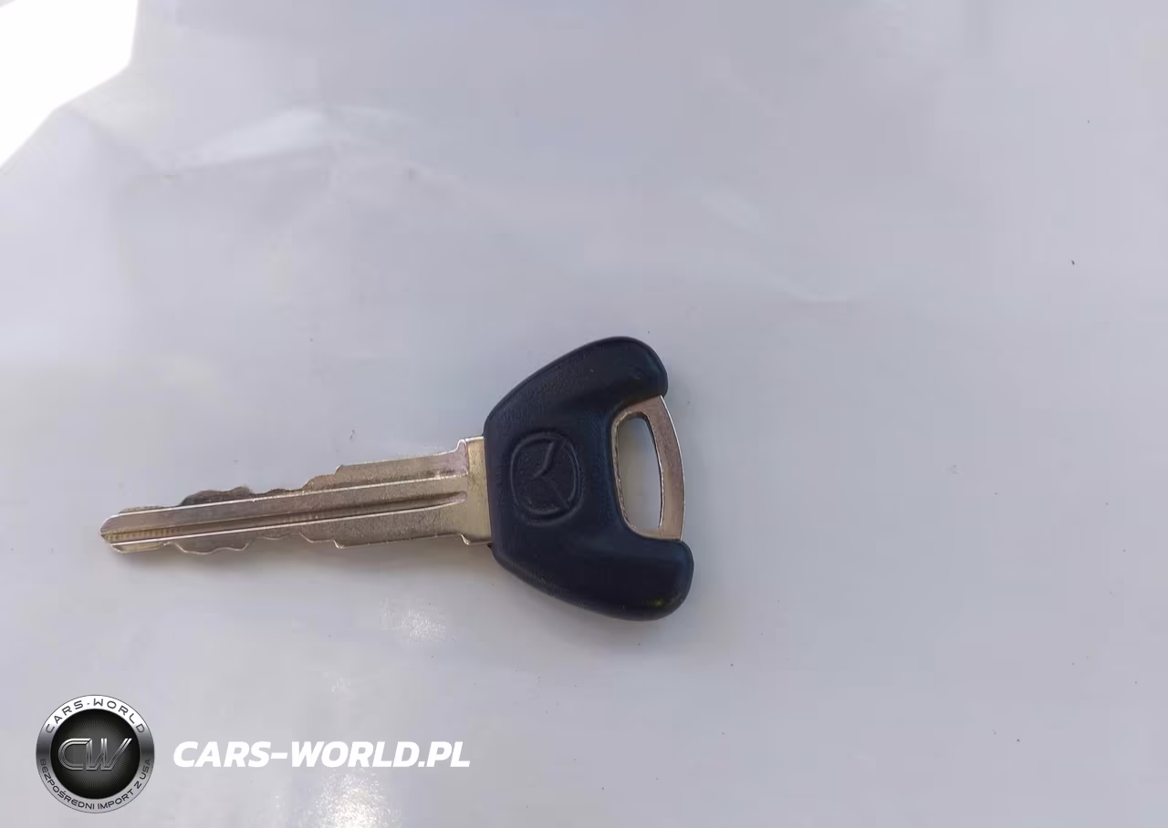 1997 Mazda 626 Dx-Lx VIN:1YVGE22C3V5635236 - 11