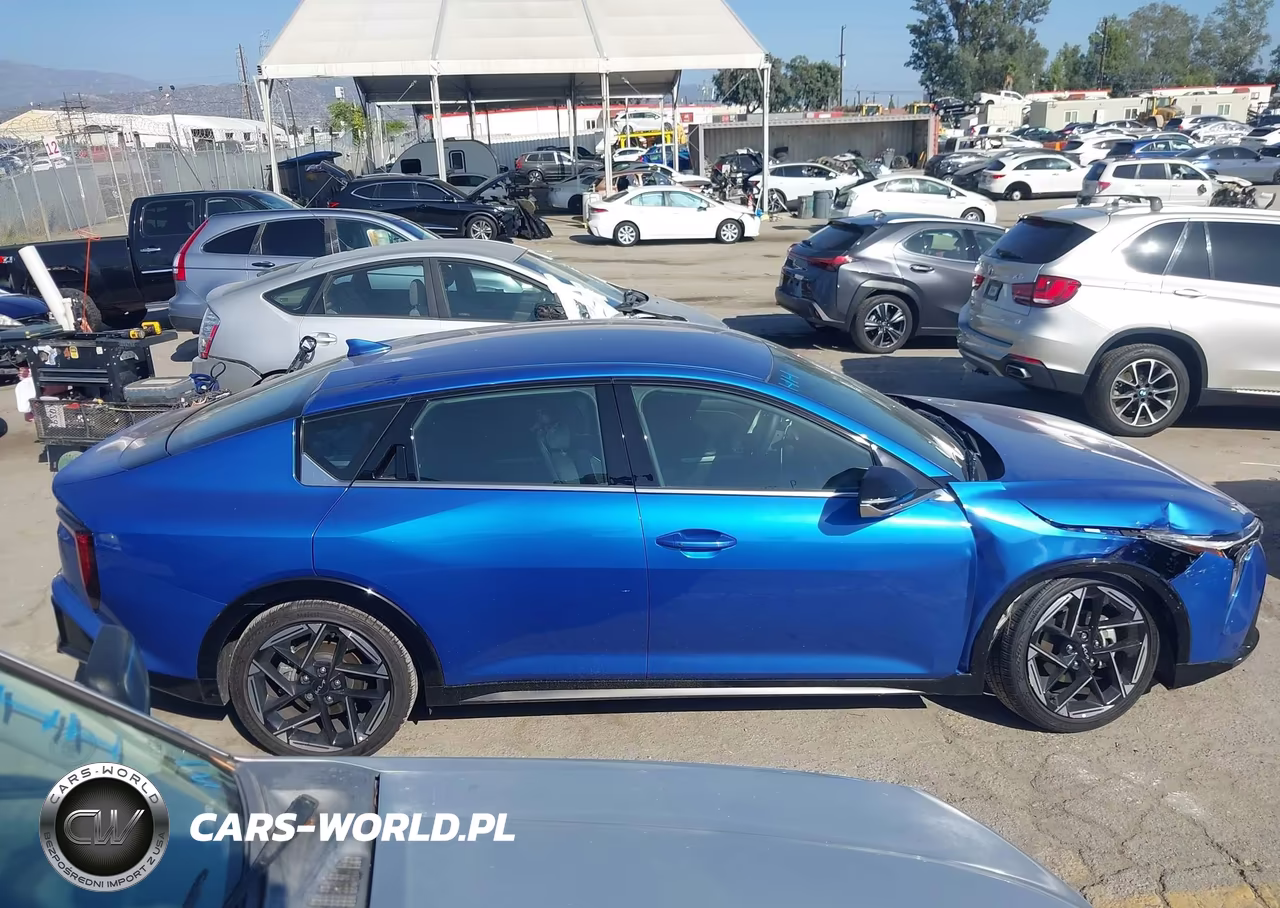 2025 Kia K4 Gt-Line VIN:3KPFW4DE9SE043977 - 13