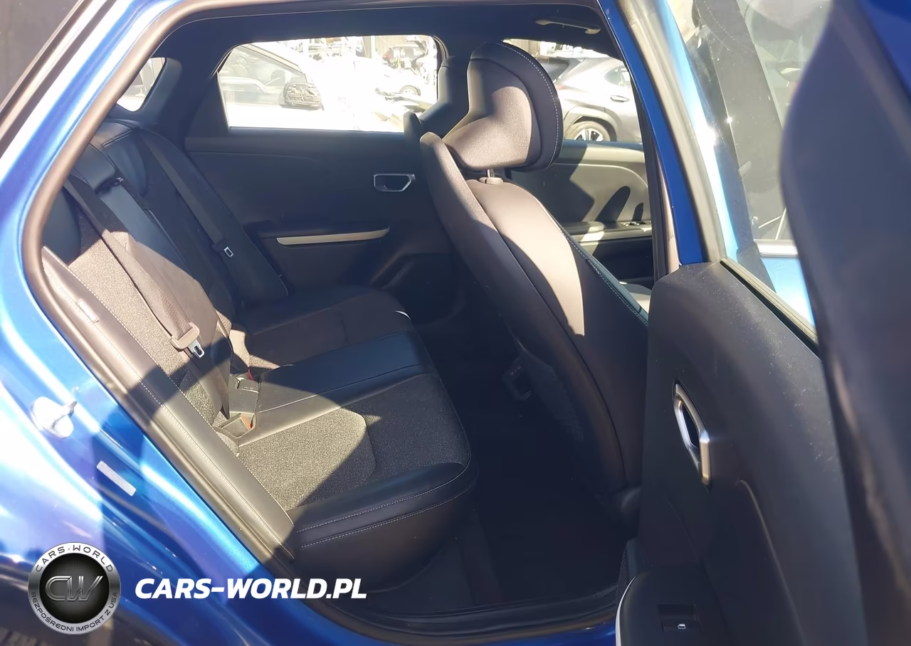 2025 Kia K4 Gt-Line VIN:3KPFW4DE9SE043977 - 8