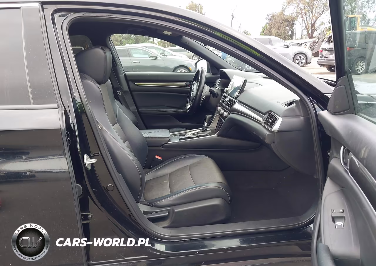 2018 Honda Accord Sport VIN:1HGCV1F32JA251850 - 5