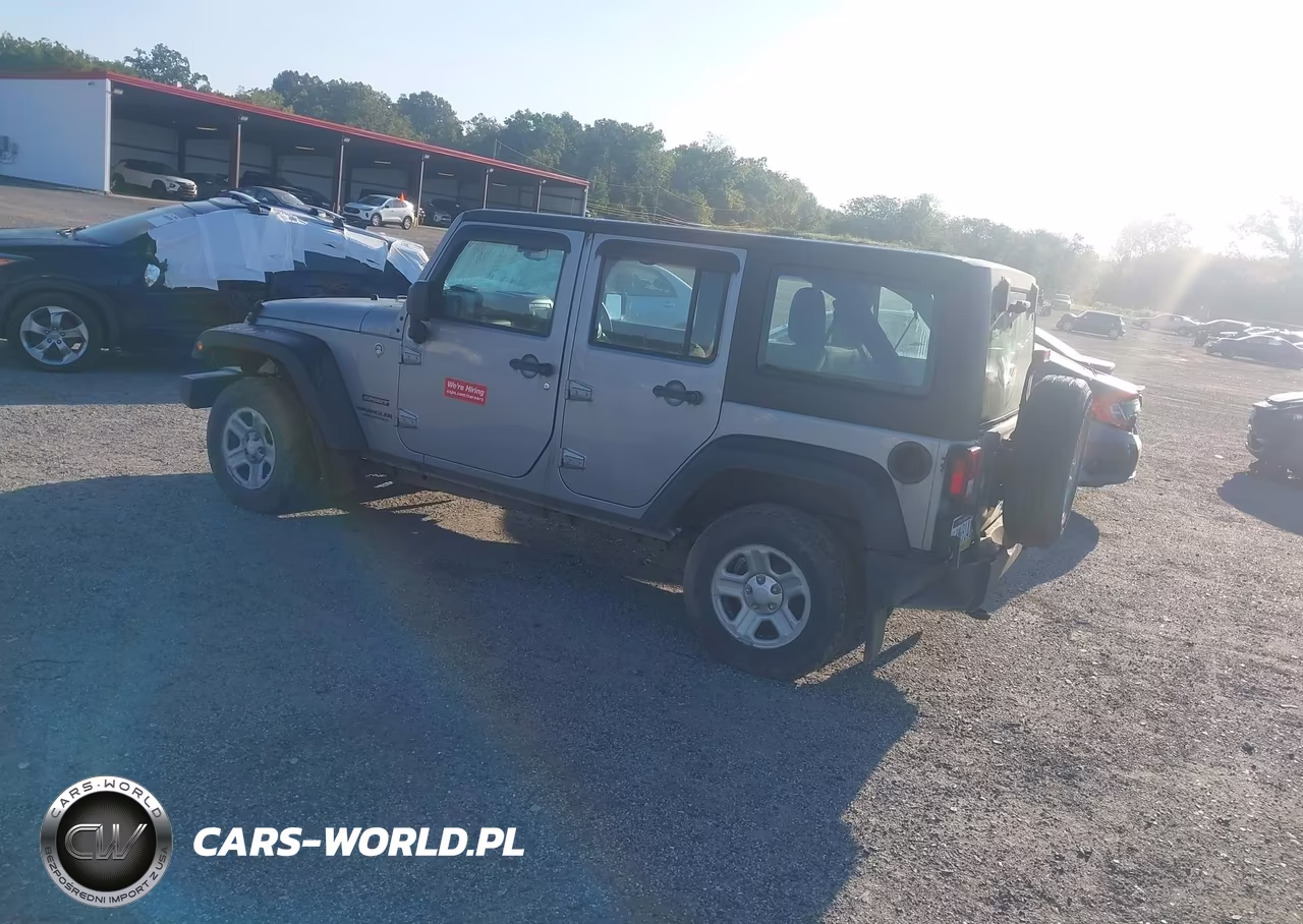 2015 Jeep Wrangler Unlimited Sport Rhd VIN:1C4BJWKG8FL733469 - 3