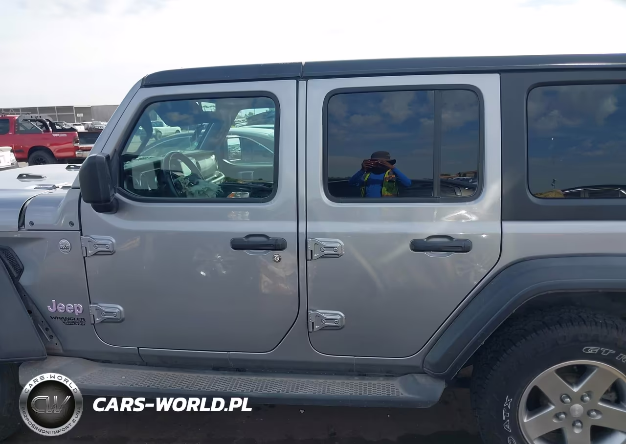 2019 Jeep Wrangler Unlimited Sport S 4X4 VIN:1C4HJXDN2KW588918 - 14