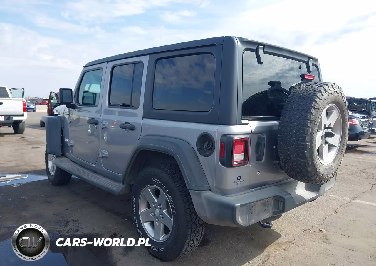 2019 Jeep Wrangler Unlimited Sport S 4X4 VIN:1C4HJXDN2KW588918 - 3