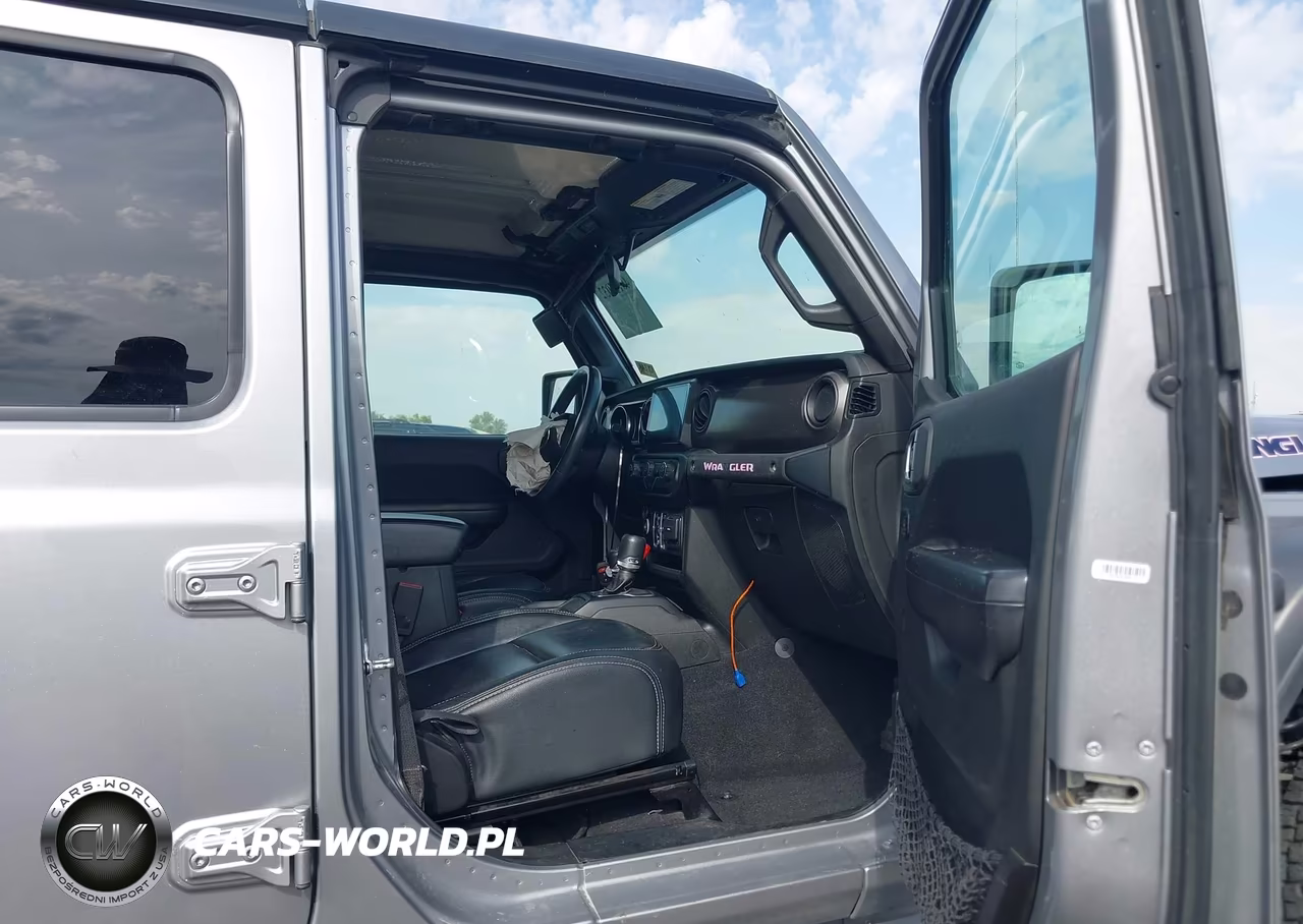 2019 Jeep Wrangler Unlimited Sport S 4X4 VIN:1C4HJXDN2KW588918 - 5