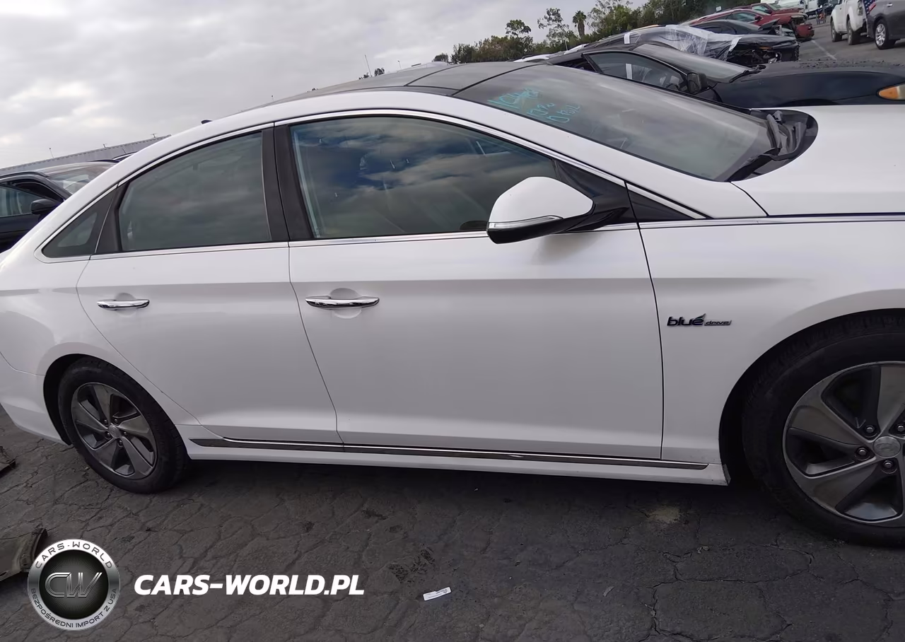 2016 Hyundai Sonata Hybrid Limited VIN:KMHE34L11GA030701 - 13