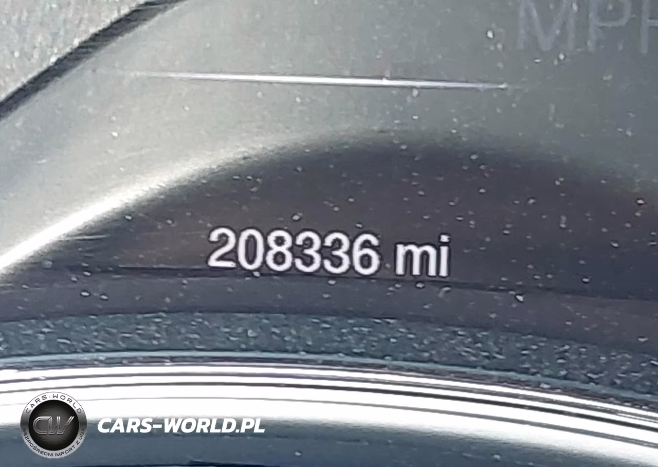 2014 Jeep Grand Cherokee Overland VIN:1C4RJFCG3EC119070 - 15