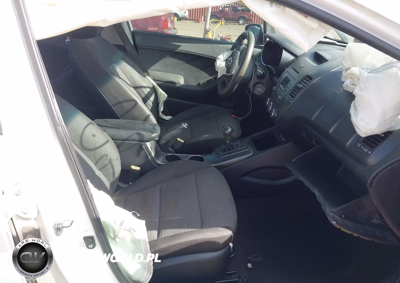 2015 Kia Forte Lx VIN:KNAFX4A64F5386561 - 5