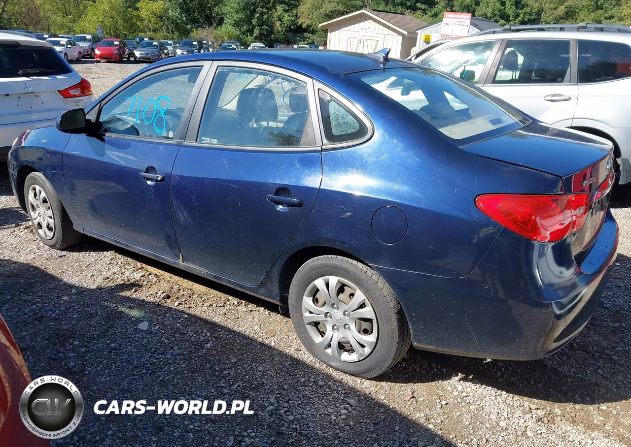 2010 Hyundai Elantra Gls VIN:KMHDU4AD2AU186192 - 3
