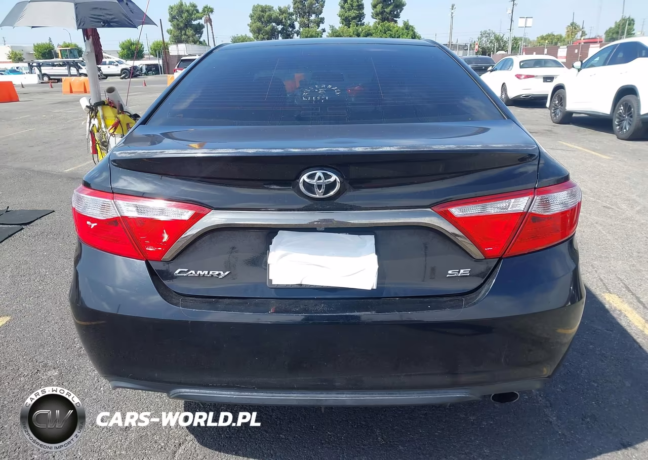 2016 Toyota Camry Se VIN:4T1BF1FK1GU192307 - 16