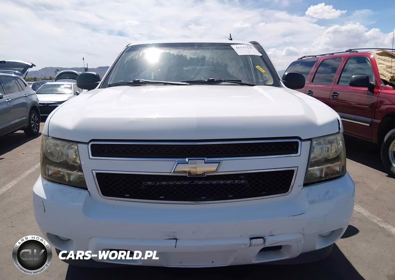 2010 Chevrolet Tahoe Ls VIN:1GNMCAE31AR226442 - 12