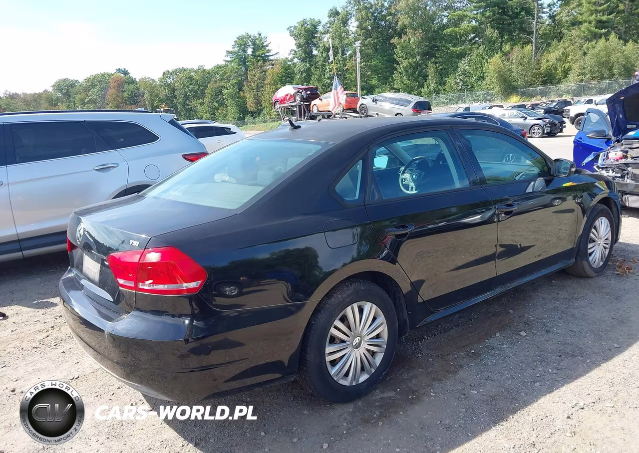 2014 Volkswagen Passat 1.8T S VIN:1VWAT7A37EC116408 - 4