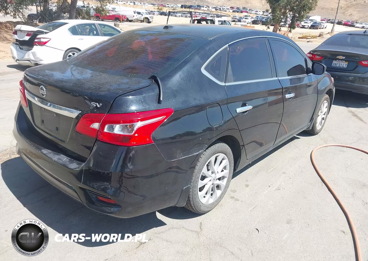 2018 Nissan Sentra Sv VIN:3N1AB7AP9JY228835 - 4