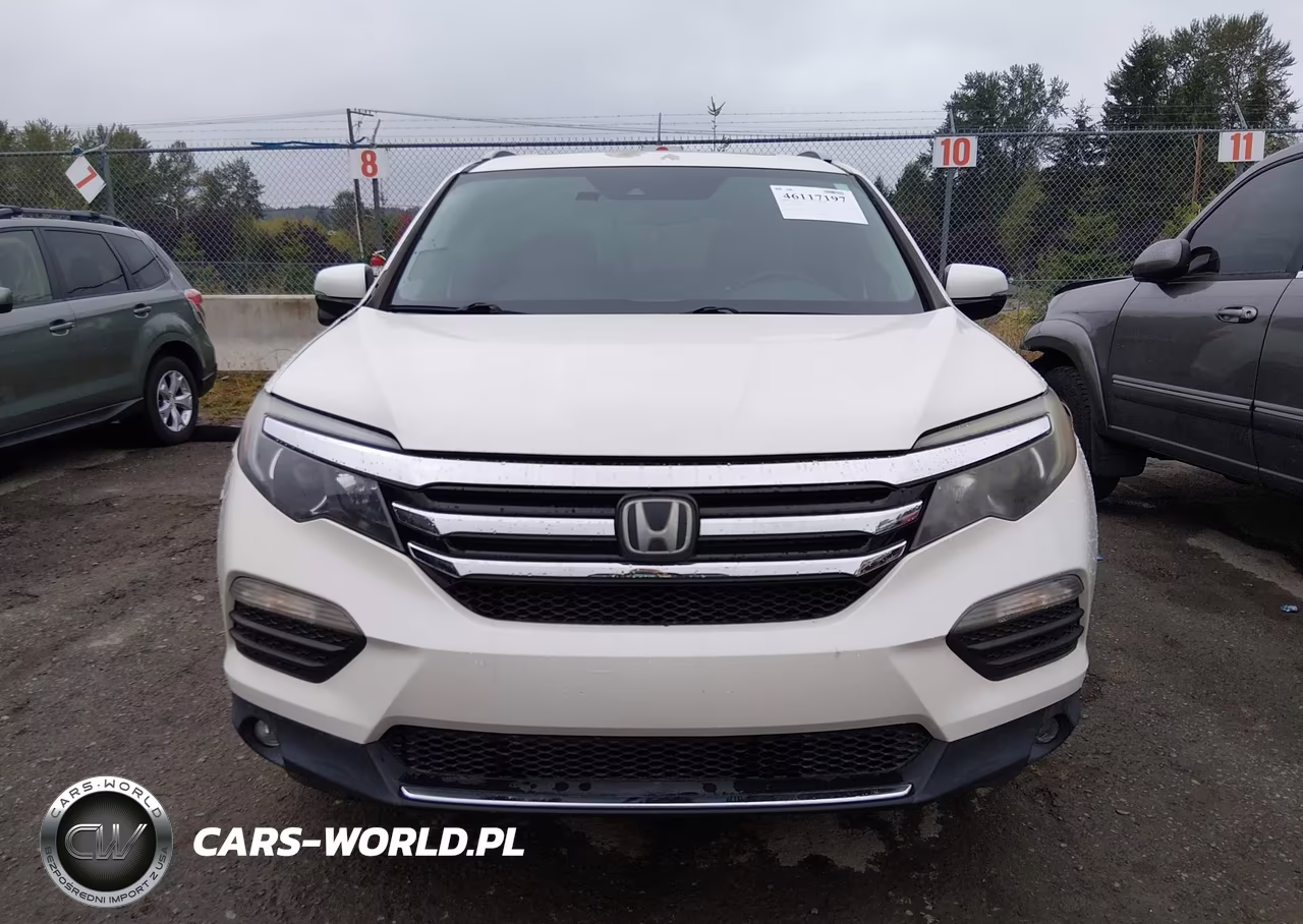 2016 Honda Pilot Touring VIN:5FNYF5H98GB034622 - 12