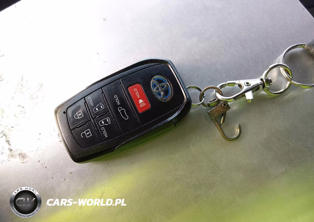 2022 Toyota Sienna Xse VIN:5TDXSKFC4NS045470 - 11