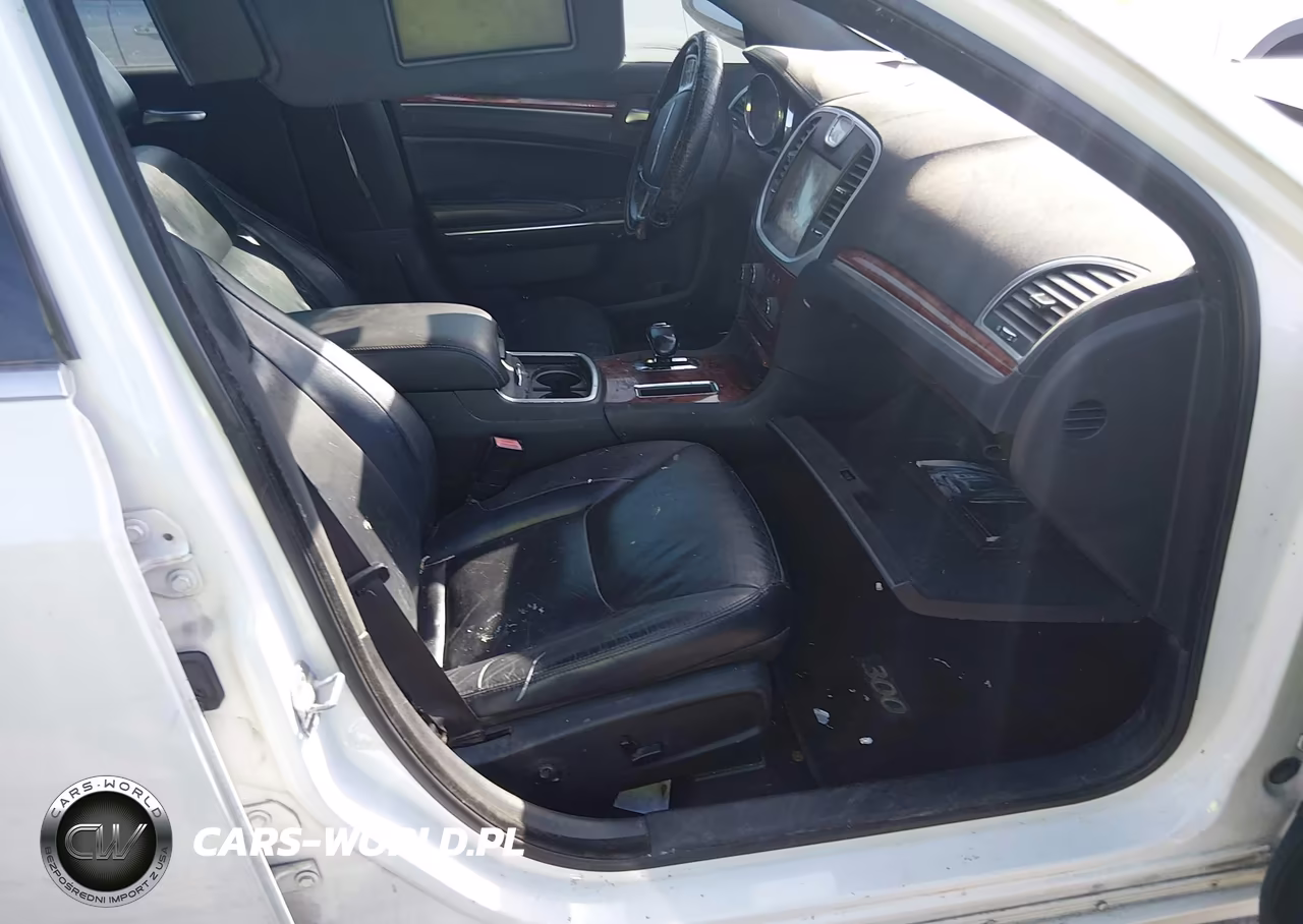 2012 Chrysler 300 Limited VIN:2C3CCACG6CH308166 - 5