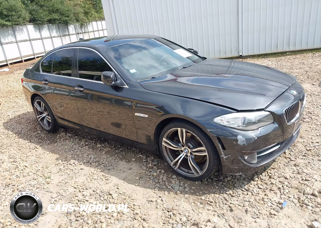 2011 BMW 528I