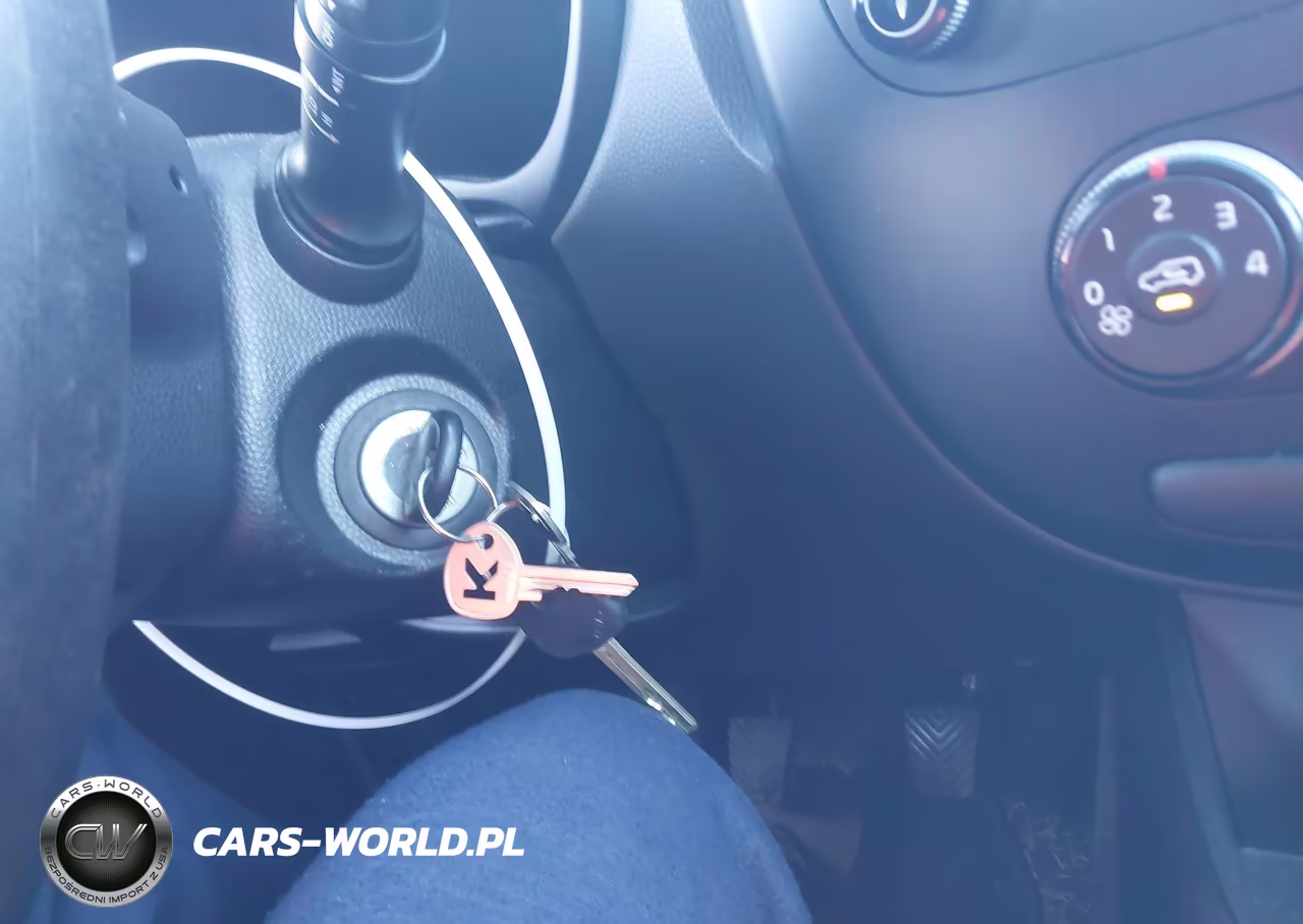 2015 Kia Soul VIN:KNDJN2A21F7817222 - 11
