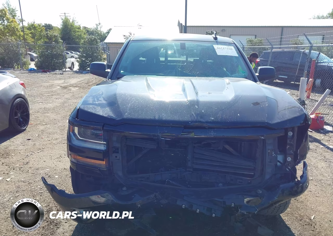 2018 Chevrolet Silverado 1500 2Lt VIN:3GCUKREC1JG565003 - 13