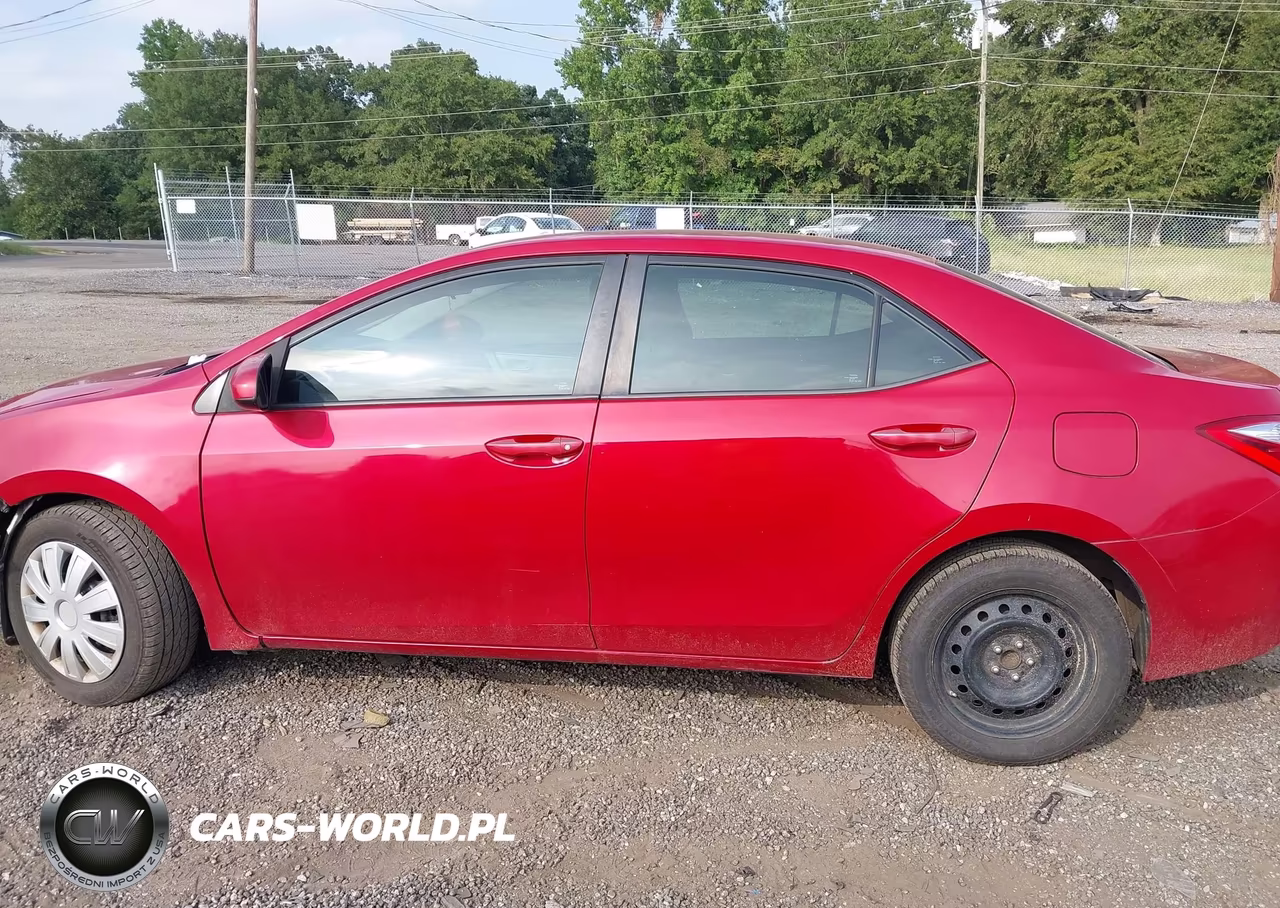 2015 Toyota Corolla Le VIN:2T1BURHE9FC414457 - 14