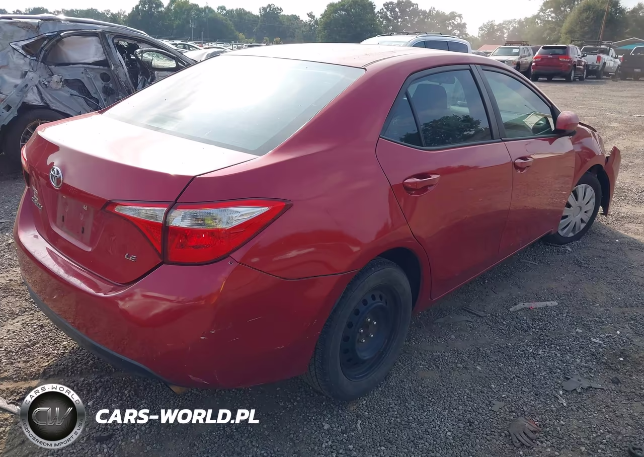 2015 Toyota Corolla Le VIN:2T1BURHE9FC414457 - 4