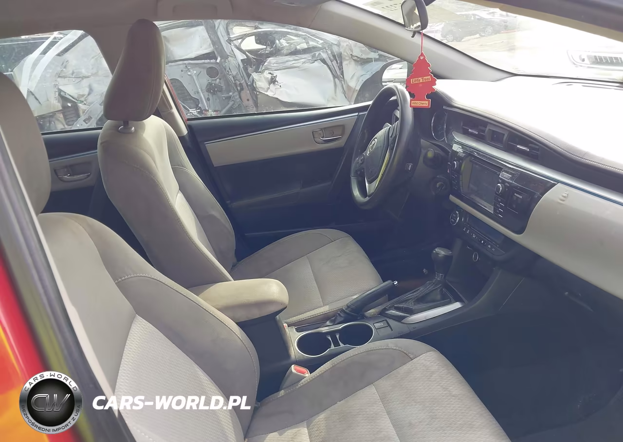 2015 Toyota Corolla Le VIN:2T1BURHE9FC414457 - 5